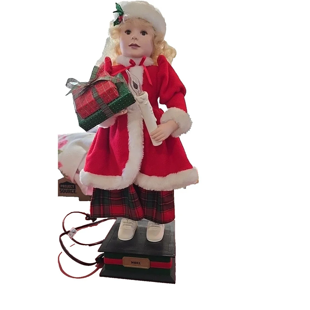 Vtg 1993 Holiday Creations Animated Light Up Girl With Candle Presents Works 24